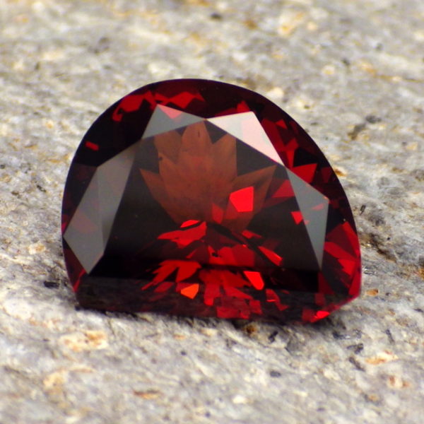 pyralspite garnet 5.92 ct-ravenstein gem co.-6