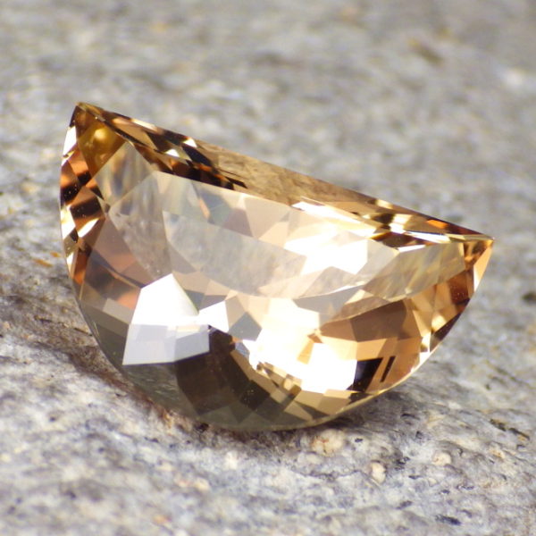 oregon sunstone 8.58 ct-ravenstein