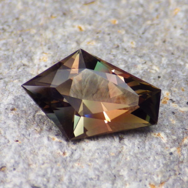 multicolor oregon sunstone 2.97 ct-ravenstein gem co.-3