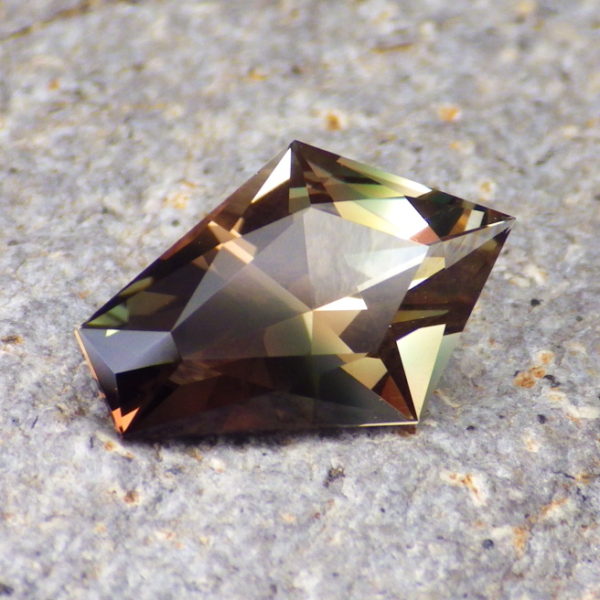 multicolor oregon sunstone 2.97 ct-ravenstein gem co.-4