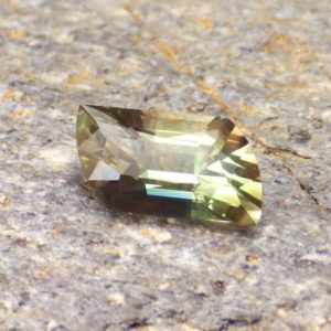 dichroic oregon sunstone 2.08 ct-ravenstein gem co.