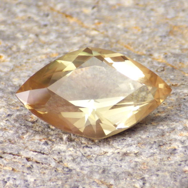 oregon sunstone 6.20 ct-ravenstein gem co.