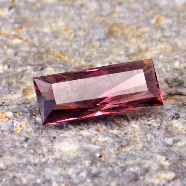 tourmaline rubellite 1.73 ct-ravenstein gem co.-4