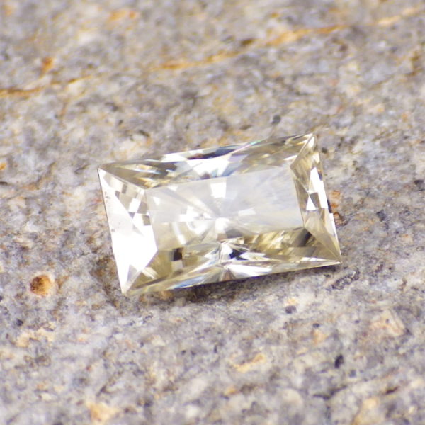 zircon 2.59 ct-ravenstein gem co.-2