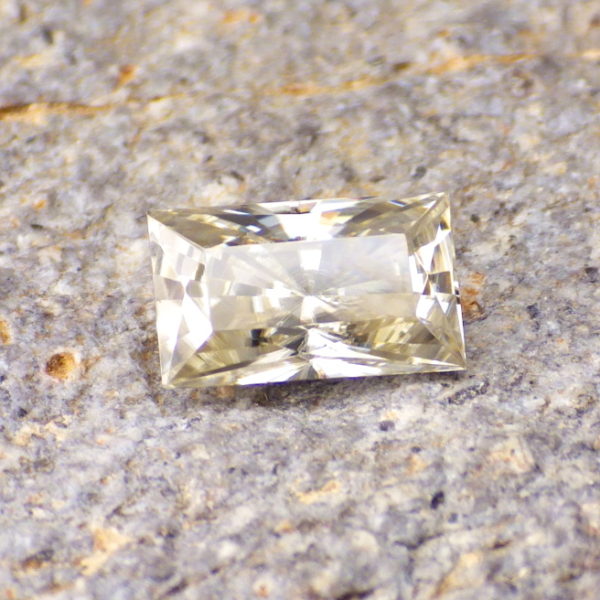 zircon 2.59 ct-ravenstein gem co.