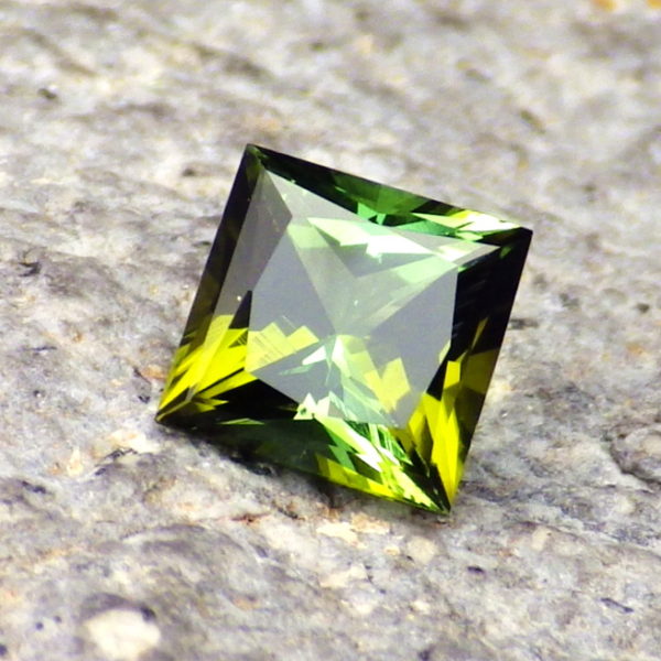 tourmaline 0.77 ct-ravenstein gem co.