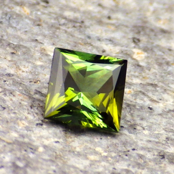 tourmaline 0.77 ct-ravenstein gem co.-3