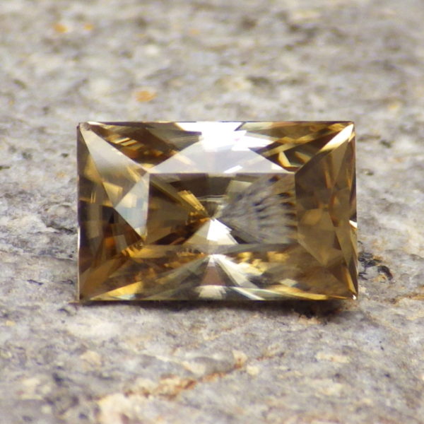 zircon 3.51 ct-ravenstein gem co.-1