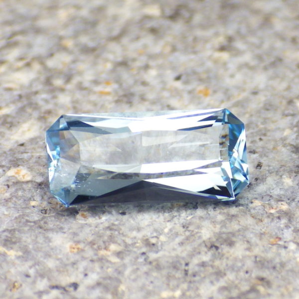 aquamarine 1.80 ct-ravenstein gem co.6