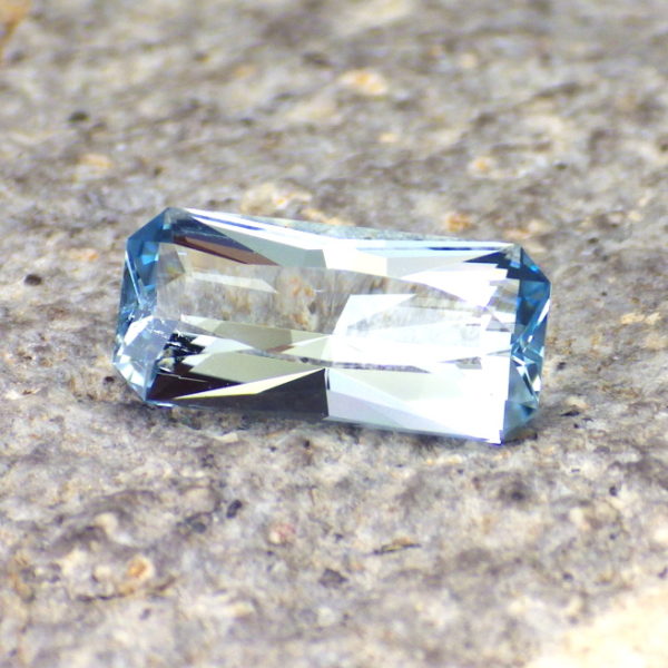 aquamarine 1.80 ct-ravenstein gem co.-5