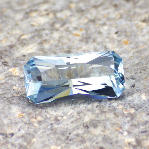aquamarine 1.80 ct-ravenstein gem co.-3