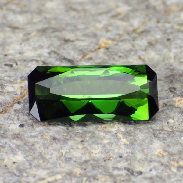 natural tourmaline 1.87 ct-ravenstein gem co.