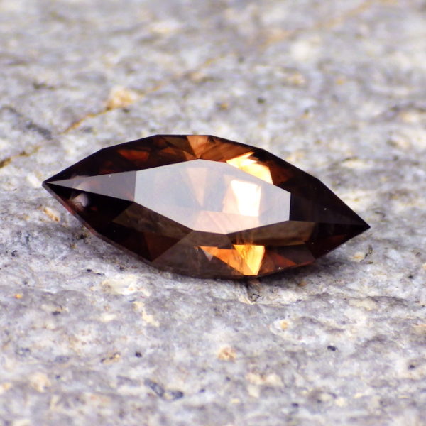 zircon 2.56 ct-ravenstein gem co.-1