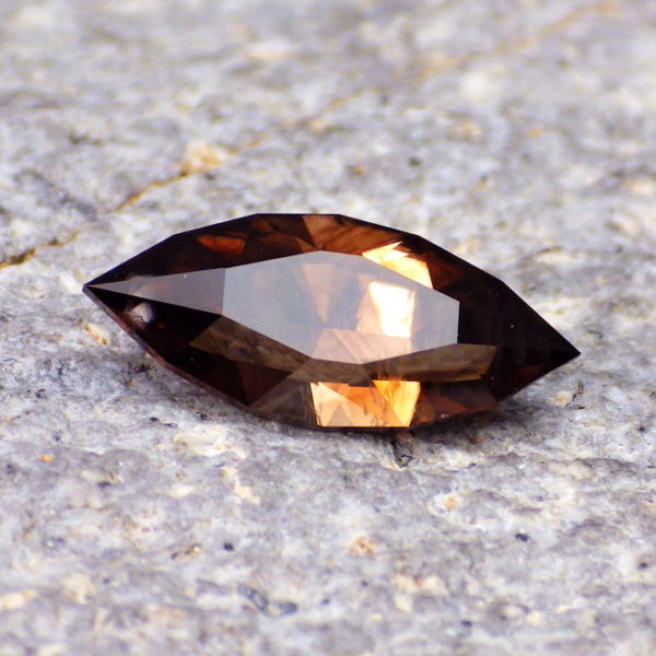 zircon 2.56 ct-ravenstein gem co.-2