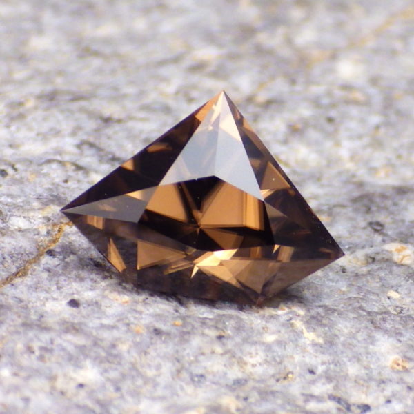 zircon 2.91 ct-ravenstein gem co.-3