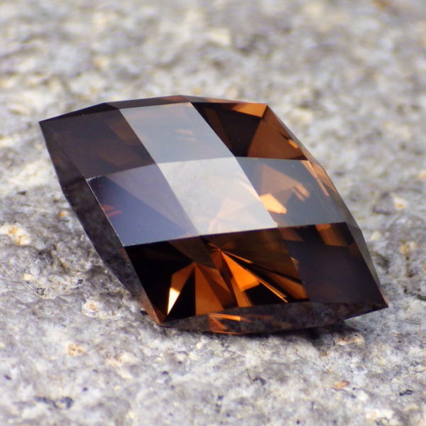 zircon 8.29 ct-ravenstein gem co.-1