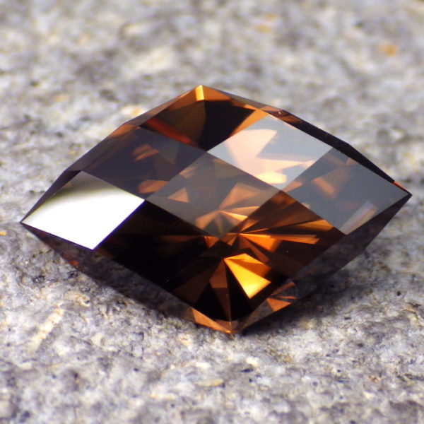 zircon 8.29 ct-ravenstein gem co.