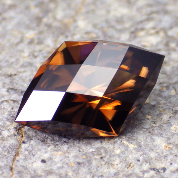 zircon 8.29 ct-ravenstein gem co.-3