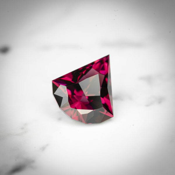 umbalite pyralspite garnet 3.21 ct-ravenstein gem co.