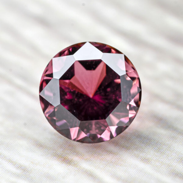 tourmaline rubellite 1.35 ct-ravenstein gem co.