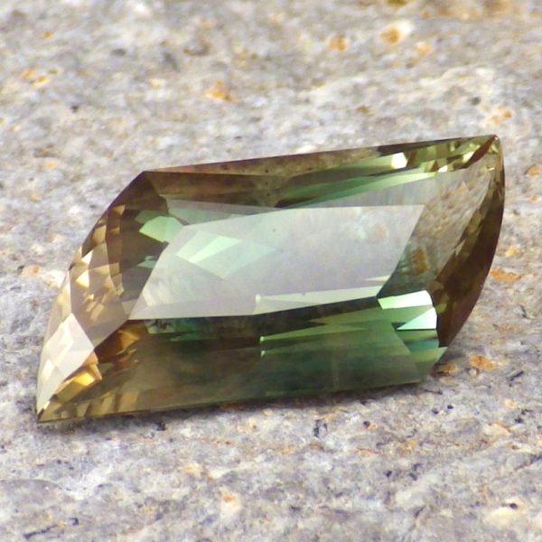dichroic oregon sunstone 6.87 ct-ravenstein gem co.-1