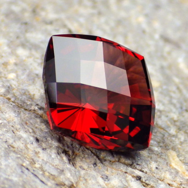 malaya garnet 3.12 ct-ravenstein gem co.-4