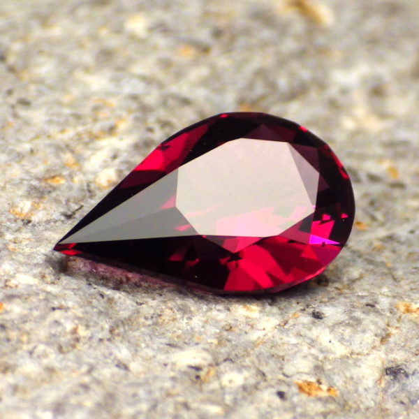 garnet 2.92 ct-ravenstein gem co.-3