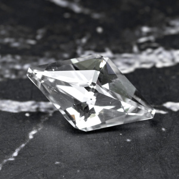 danburite 4.37 ct