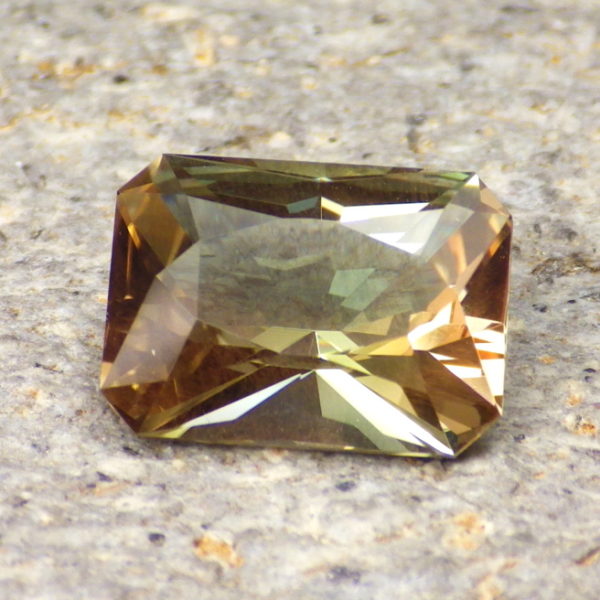 dichroic oregon sunstone 4.17 ct