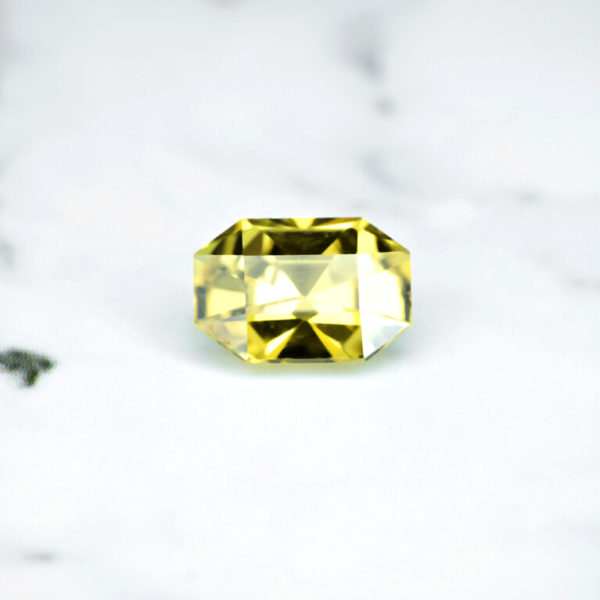 yellow sapphire 0.75 ct