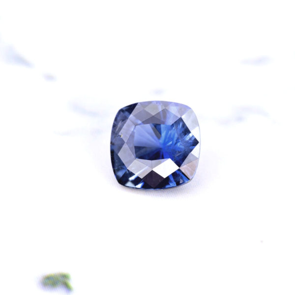 blue sapphire 0.73 ct