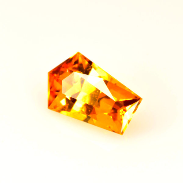 mandarin garnet 1.09 ct