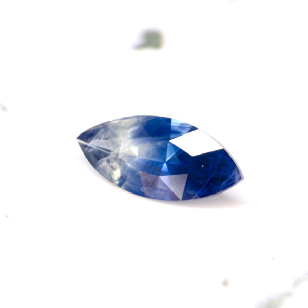 blue sapphire 0.76 ct