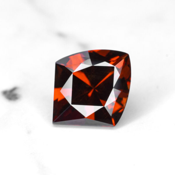 imperial garnet 1.75 ct