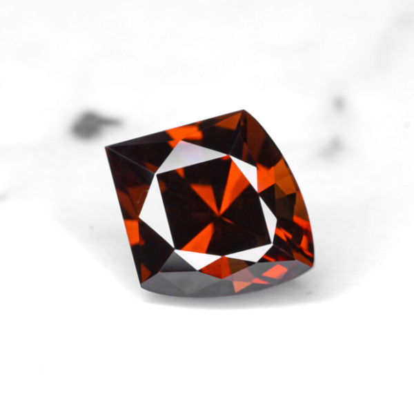 imperial garnet 1.75 ct