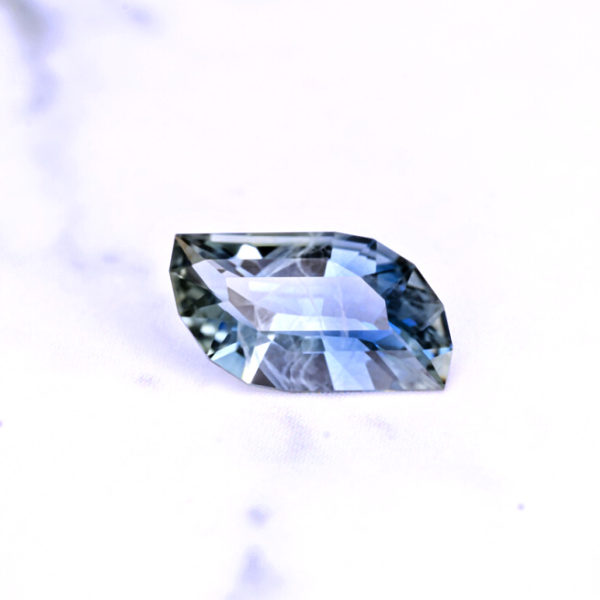 blue sapphire 0.72 ct