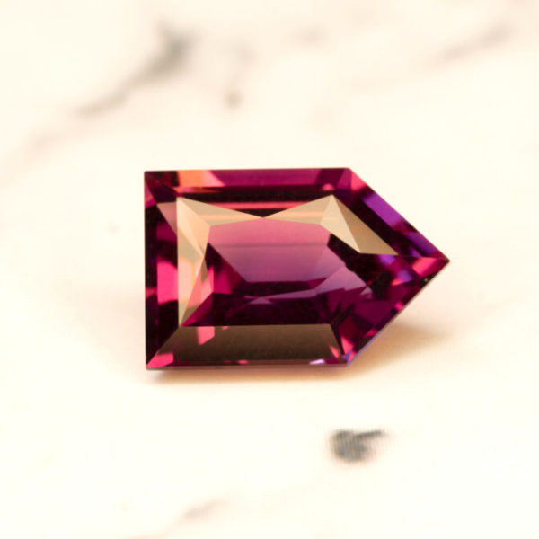 color change garnet 2.10 ct