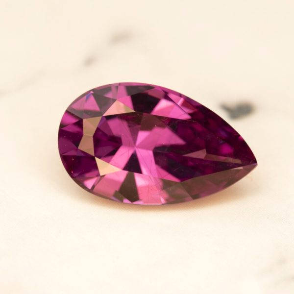 color change pastel pyrope 2.34 ct