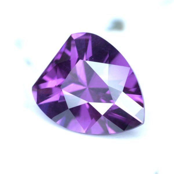 color change pastel pyrope garnet 2.88 ct