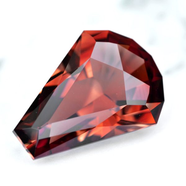 red oregon sunstone 6.57 ct