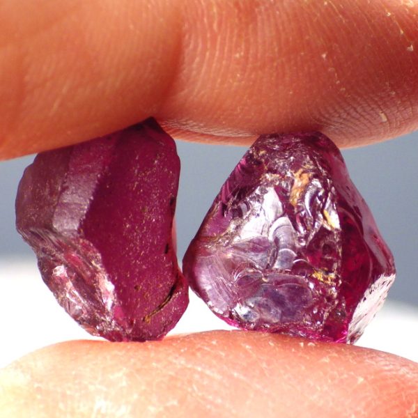 garnet 28.28 ct TW