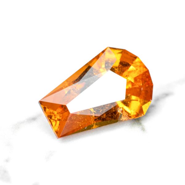 mandarin garnet 2.22 ct