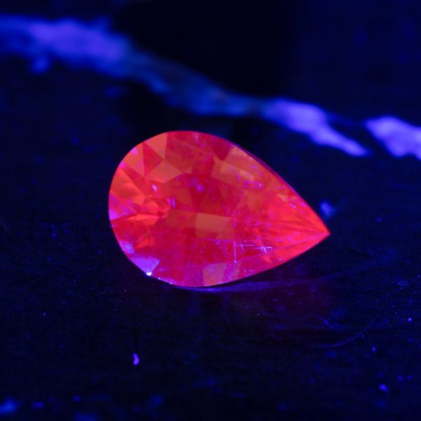 dragon garnet 0.90 ct