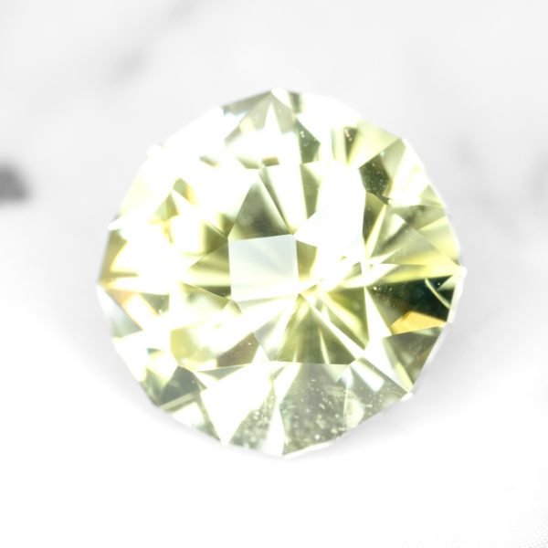 yellow topaz 3.80 ct