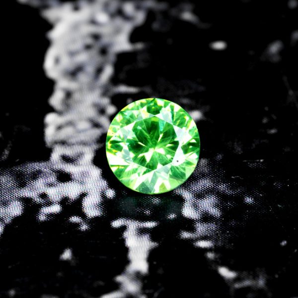 demantoid 0.45 ct