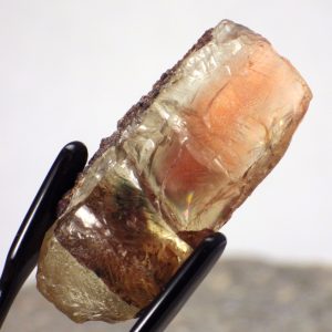 Dichroic Schiller Oregon Sunstone rough 35.37 Ct