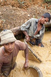 Sri-Lanka - Zircon mining